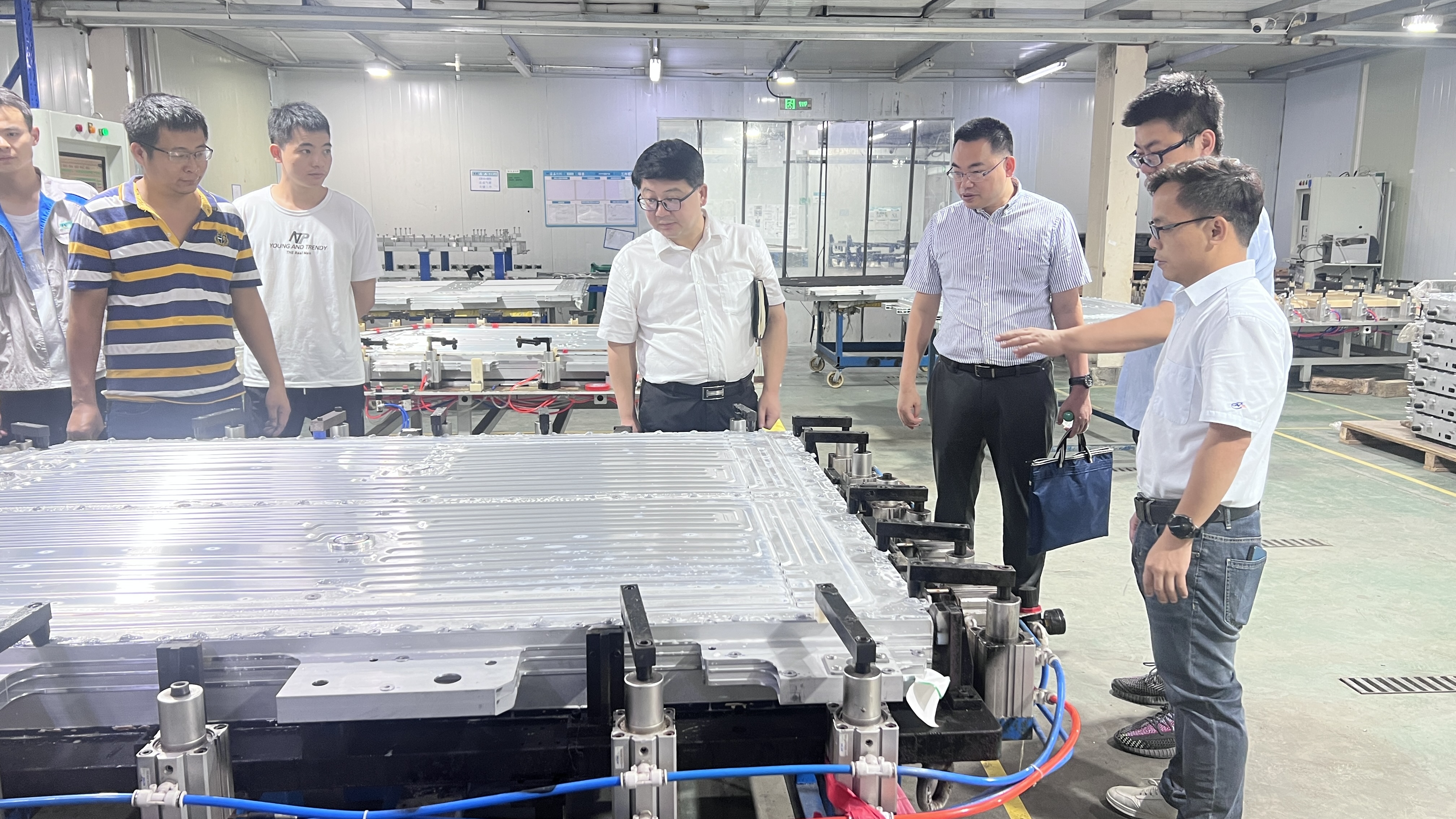 董海波到巨石能源實(shí)地調(diào)研 董海波到巨石能源實(shí)地調(diào)研